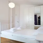Vila Mira