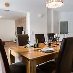 Mira Kastela