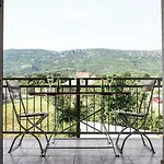 Vila Mira